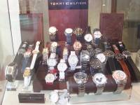 Montre TOMMY HILFIGER dans votre bijouterie Julien à Plan de Cuques